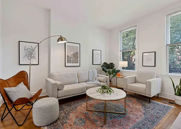 Newly Updated Vintage 6 Bedroom Single Family Home Chicago